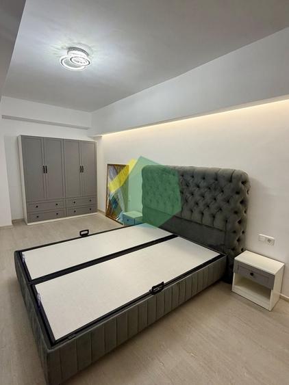 Apartament cu 3 camere, mobilat în Nord-Est
