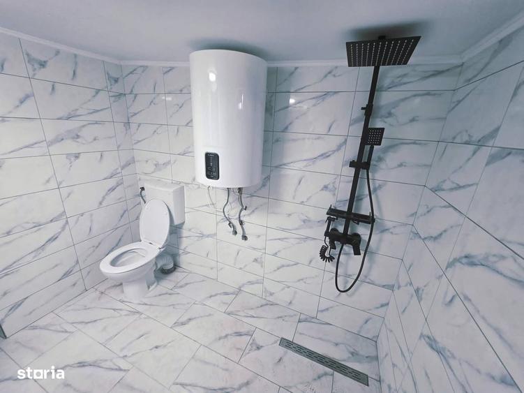 Casă cu 4 camere cu Teren 962 Mp în Castelu