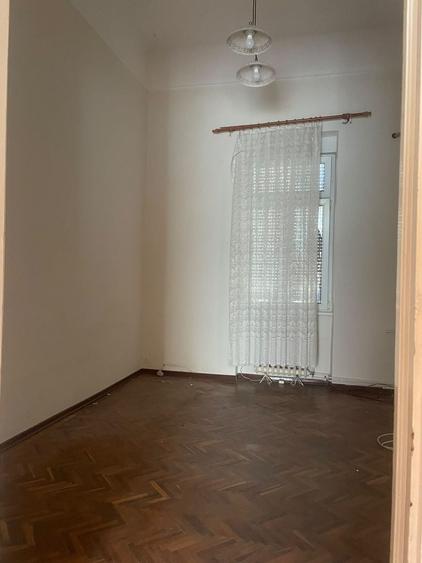Apartament 3 camere spre vanzare central - 2