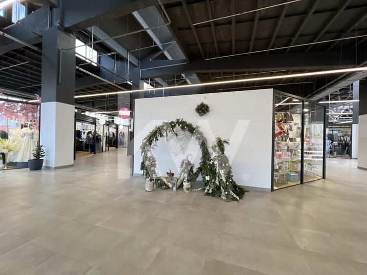 Spațiu comercial, de 35 mp, în Bartolomeu