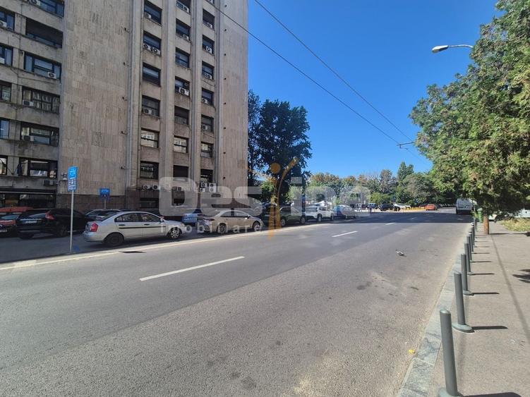 Spațiu comercial, de 49 mp, în Gara de Nord