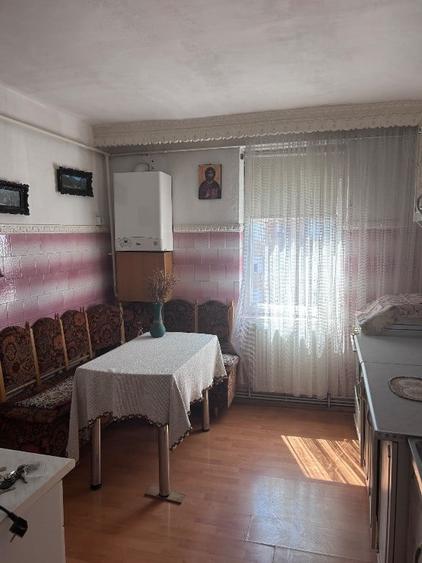 Apartament cu 2 camere decomandat în Ampoi 1