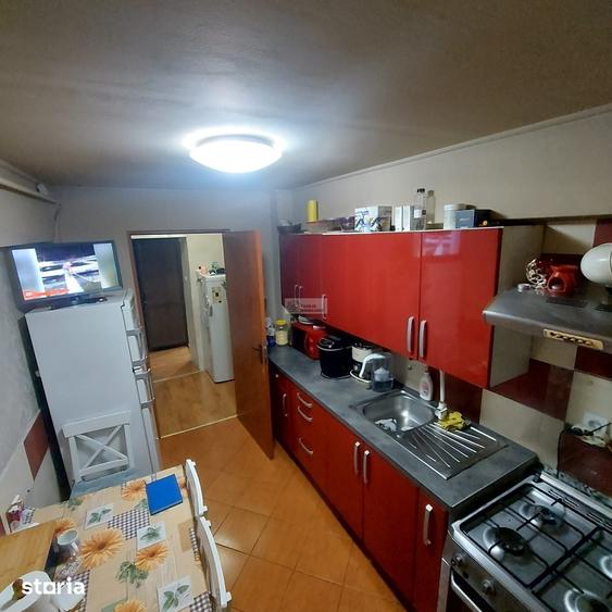 Apartament cu 4 camere decomandat în Autogară