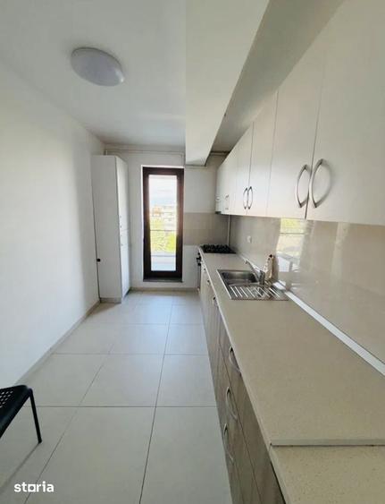 Apartament cu 4 camere în Sisești