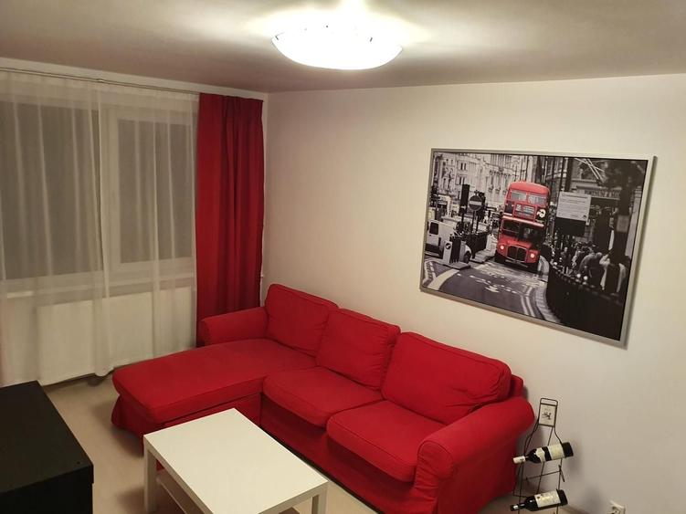 Apartament cu 2 camere decomandat în Ozana