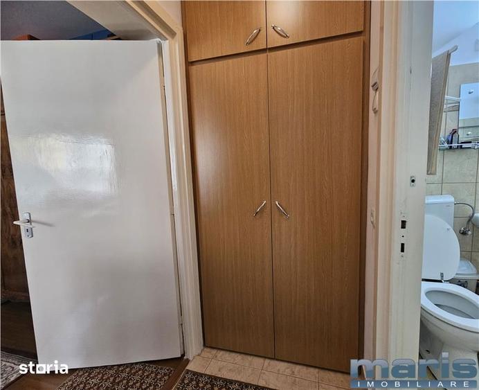 Apartament cu 2 camere semidecomandat, mobilat în Aleea Carpați