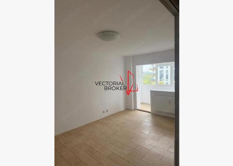 Apartament cu 3 camere decomandat în Colentina