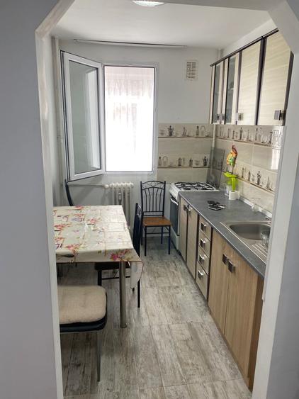 Inchiriez apartament - 1