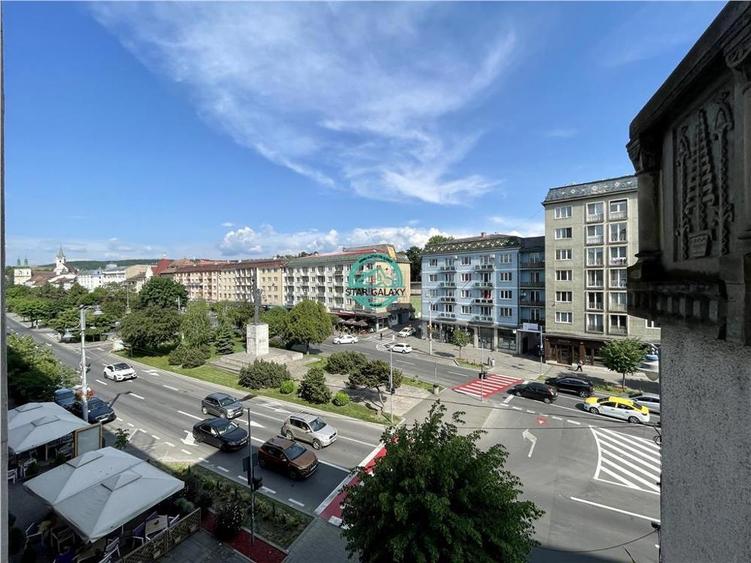 Apartament cu 3 camere de inchiriat, modern in Centru langa ING - 14