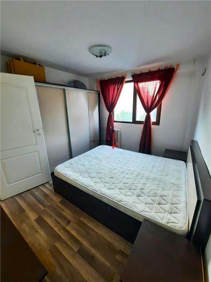 Apartament cu 3 camere decomandat în Pantelimon
