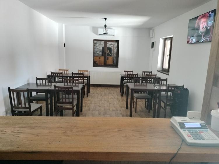 Spațiu comercial, de 120 mp, în Fibiș