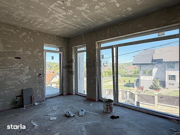 Casă cu 5 camere cu Teren 1050 Mp în Iorga
