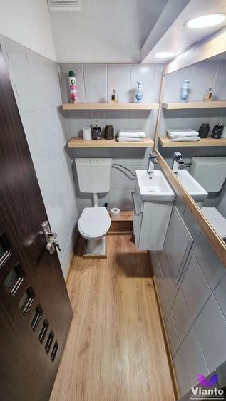 Apartament cu 3 camere decomandat, mobilat în Turnișor
