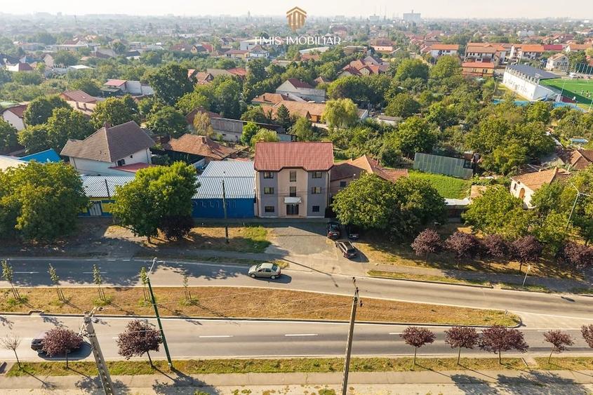 Spațiu comercial, de 320 mp, în Mehala