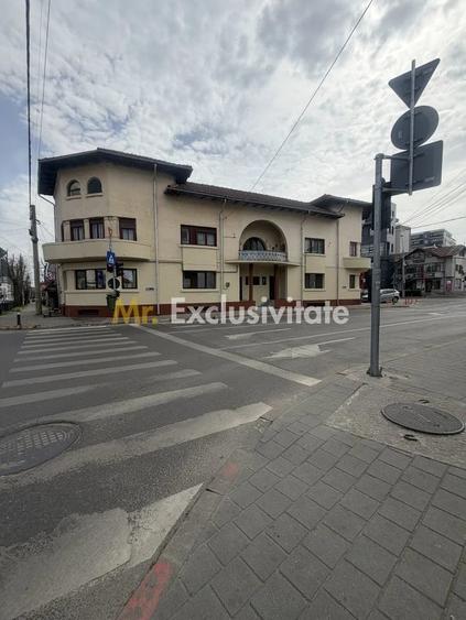 Casă cu 5 camere în Central