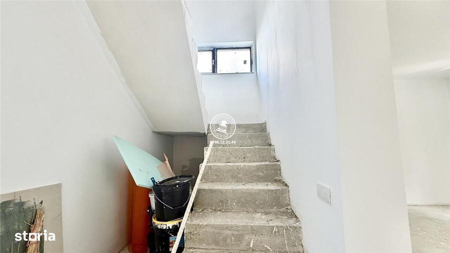 Casă cu 4 camere în Aroneanu