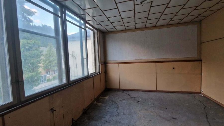 Spațiu comercial, de 211 mp, în Central