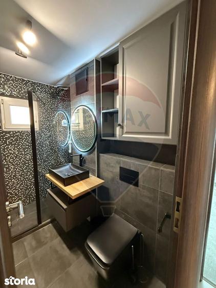 Apartament cu 3 camere, mobilat în Craiovița Nouă