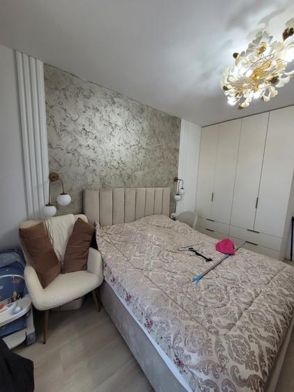 Apartament cu 2 camere decomandat, mobilat în Kamsas