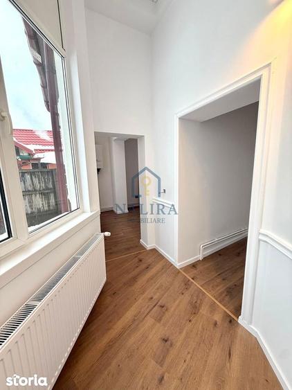 Casă cu 3 camere cu Teren 298 Mp în Central