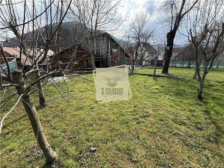 Casă individuală cu 6 camere cu Piscina în Cisnădioara