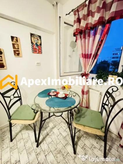 Apartament cu 3 camere semidecomandat în Iancului