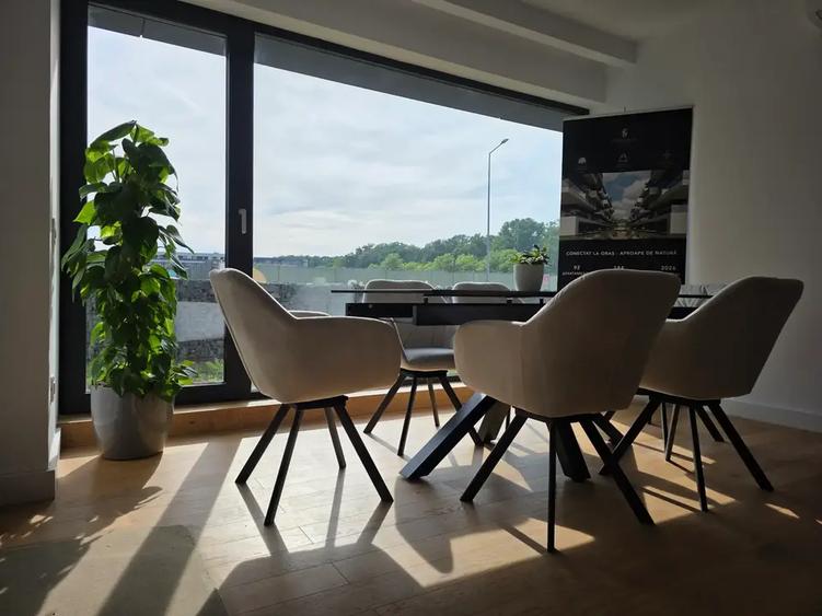 Apartament cu 3 camere decomandat în Băneasa — fotografia 1