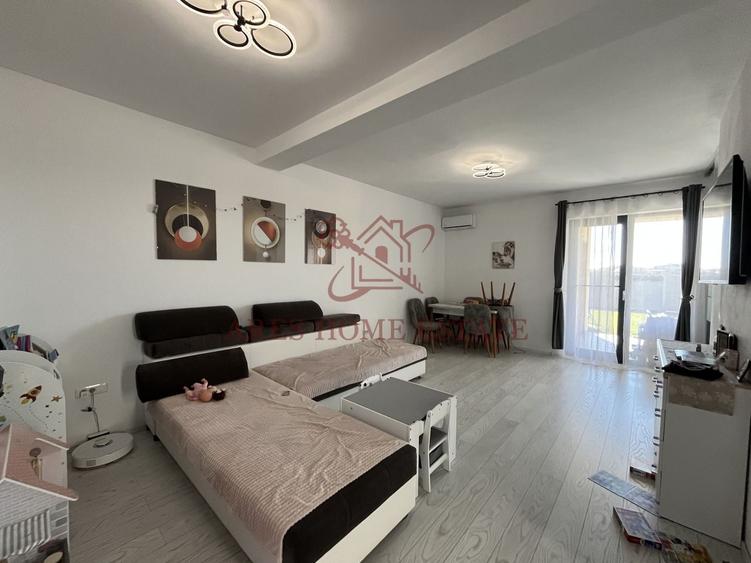 Duplex cu 3 camere cu Canalizare în Moșnița Veche