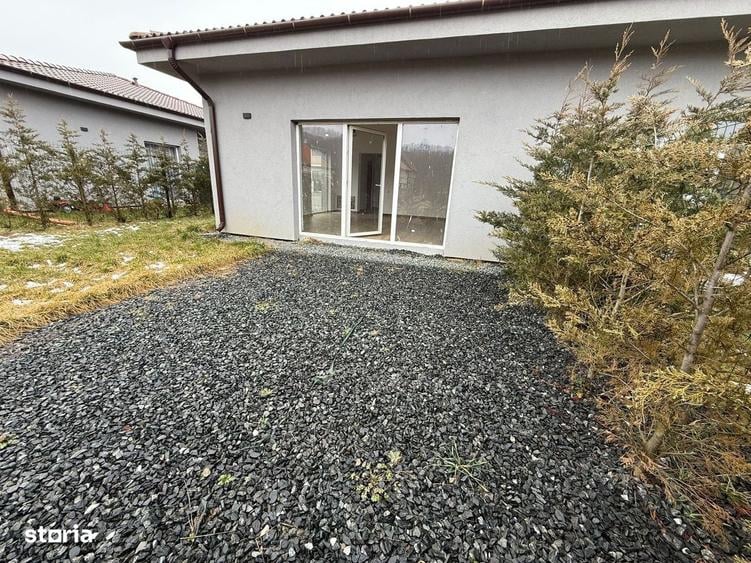 Casă cu 3 camere cu Teren 235 Mp în Central