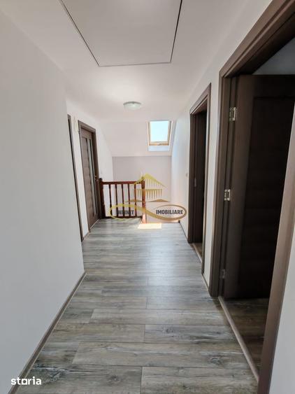 Casă cu 4 camere cu Teren 1009 Mp în Răcăciuni