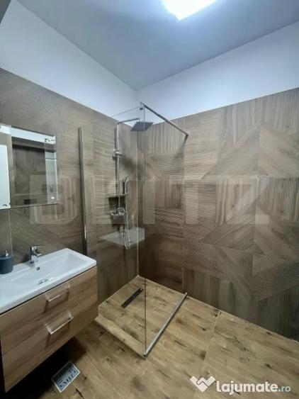 Apartament cu 2 camere semidecomandat în George Enescu
