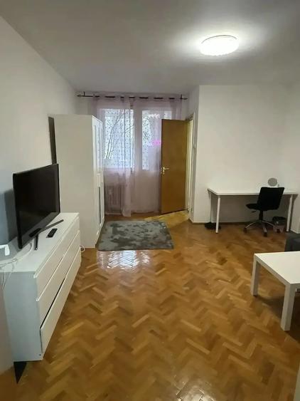 Garsonieră decomandată în Nicolae Grigorescu