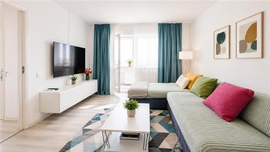 Apartament cu 2 camere decomandat, mobilat în Centrul Civic
