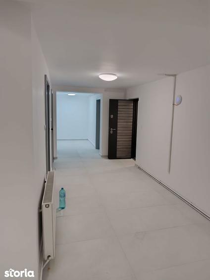 Spațiu comercial, de 22 mp, în Zorilor
