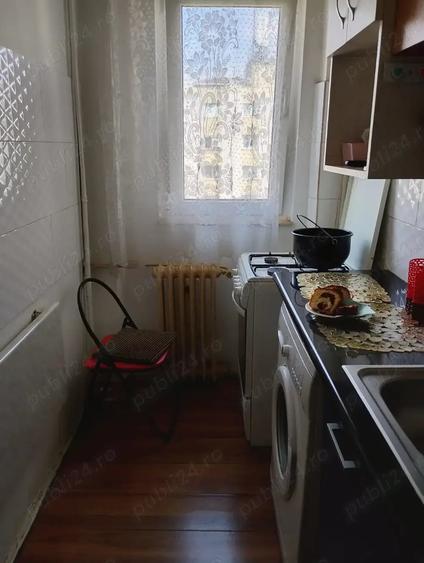 Apartament cu 2 camere decomandat în Lacul Tei