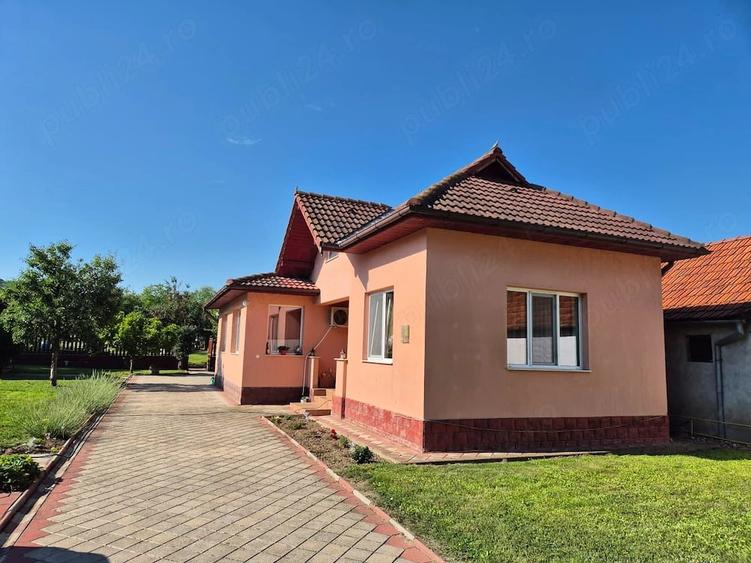 Casă cu 2 camere cu Teren 2089 Mp în Spini
