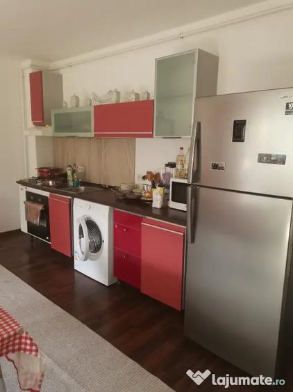 Apartament cu 2 camere decomandat în Piatra Arsă