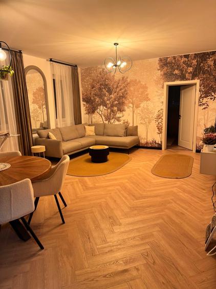 Apartament cu 2 camere decomandat în Livezeni
