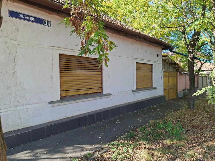 Spațiu comercial, în Bujac