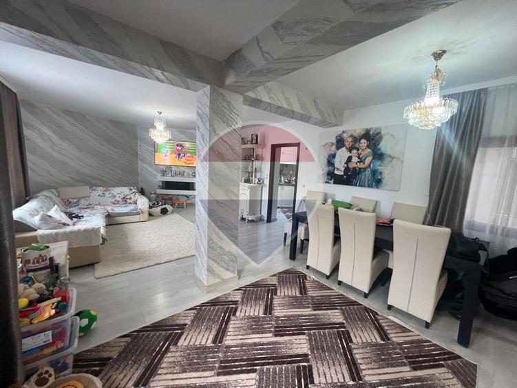 Casă cu 3 camere cu Teren 111 Mp în Tăbăcari
