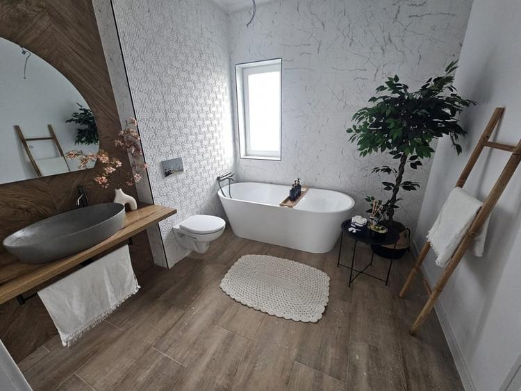 Duplex cu 5 camere cu Canalizare în Moșnița Nouă