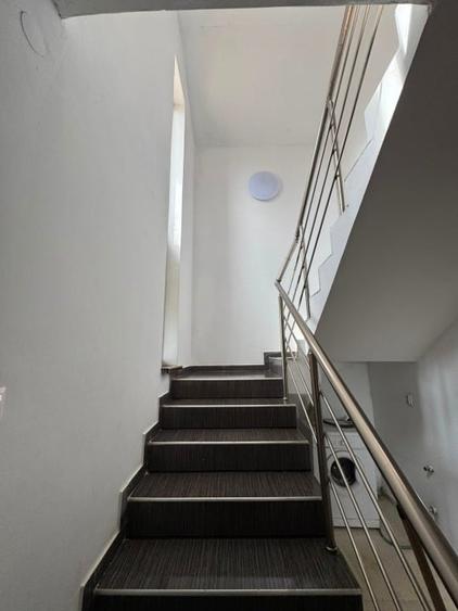 Casă individuală cu 5 camere cu Teren 4044 Mp în Drăgoești