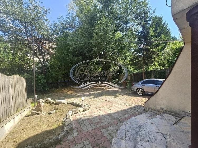 Casă cu 5 camere cu Teren 400 Mp în Andrei Mureșanu