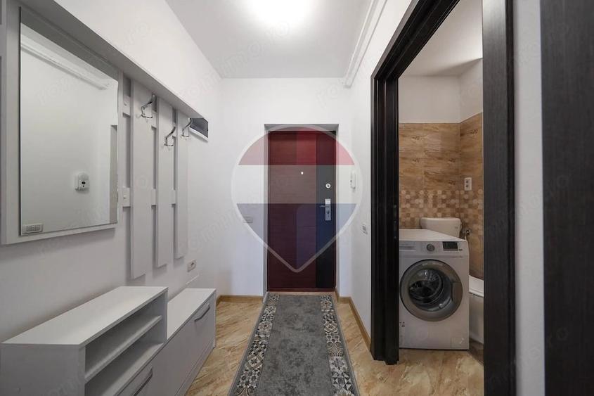 Apartament cu 2 camere semidecomandat în Sânpetru