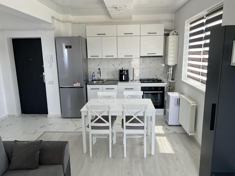 Apartament cu 2 camere semidecomandat în Chiajna