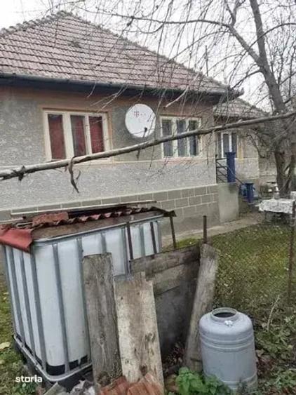 Casă cu 2 camere în Rediu