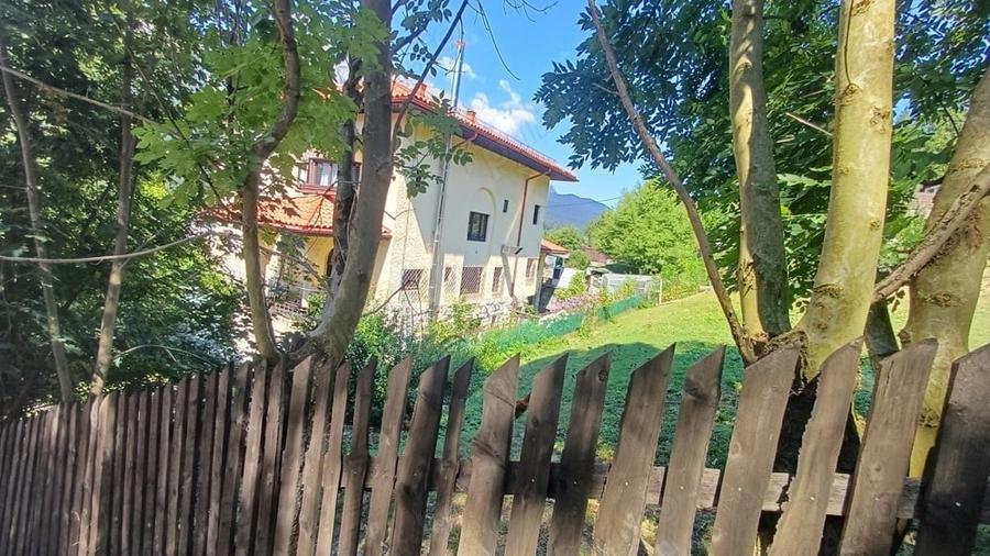 Teren în Poiana Țapului