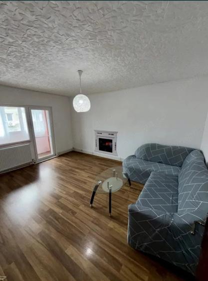 Apartament de vanzare - 3