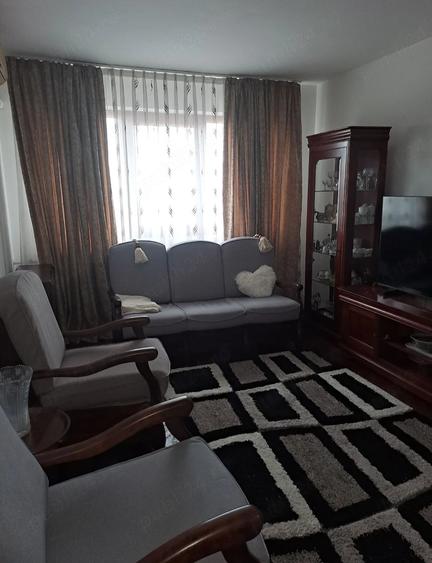 Apartament cu 2 camere semidecomandat în Aluniș