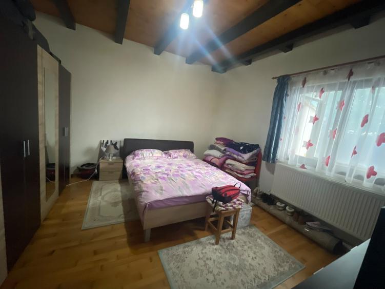 Casă individuală cu 3 camere cu Canalizare în Lunca Cetățuii